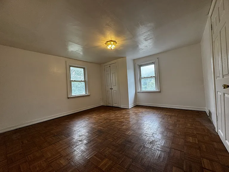 Bedroom #1