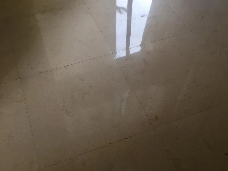 natural stone floors (travertine)