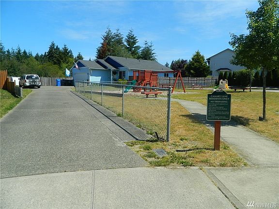 4th image of 5525 208th Street Ct E