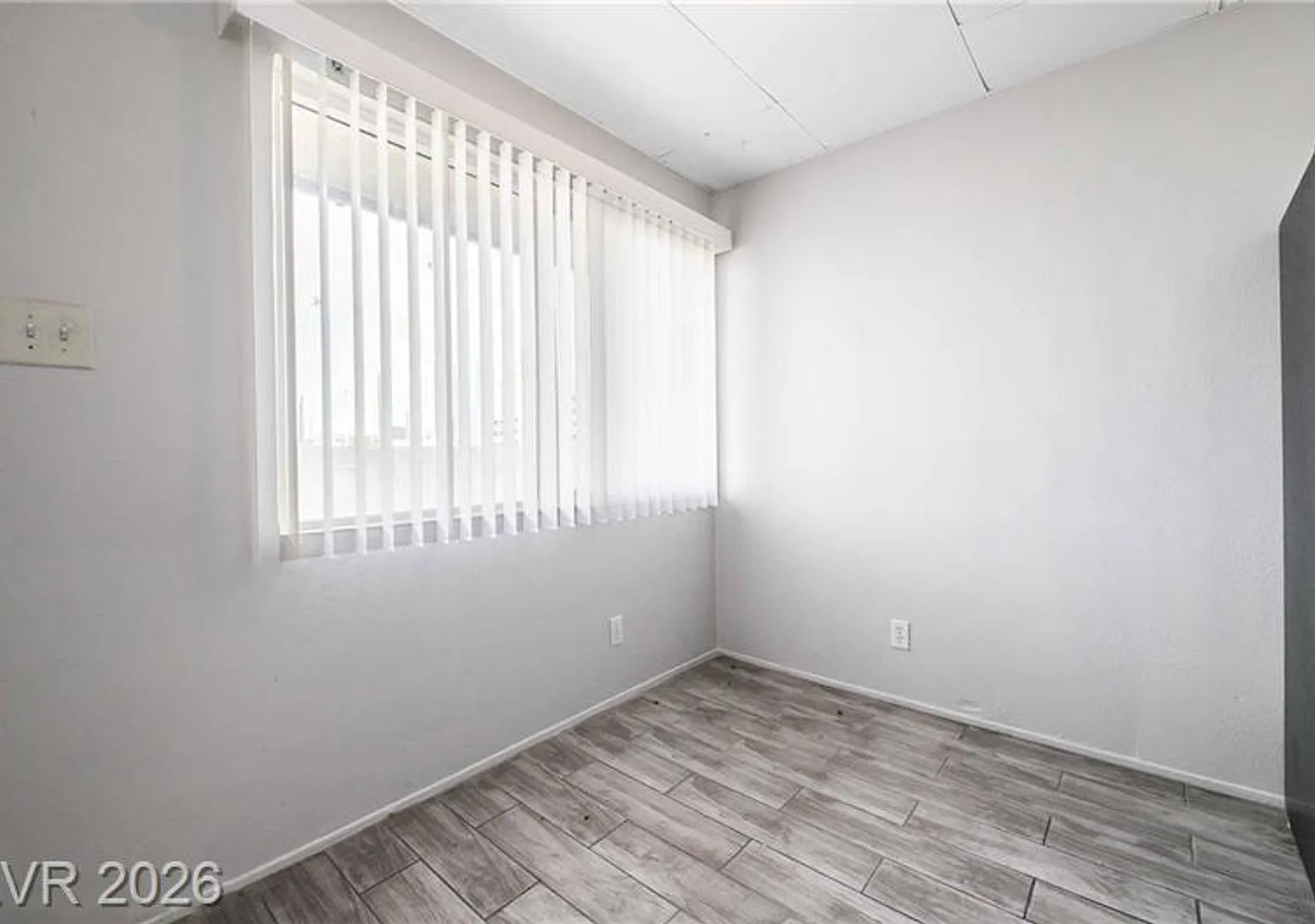 239 W Cleveland Ave — Photo 4