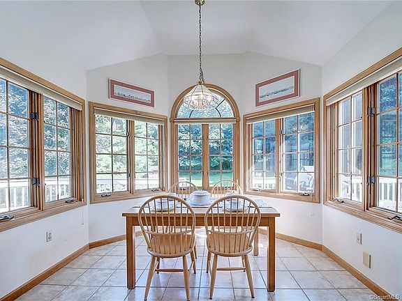 4th image of 57 Hunter Ln