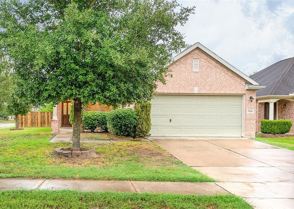 1st image of 7638 Crestbrook Manor Ln