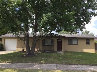 1105 Santiago Dr, Jacksonville, FL 32221