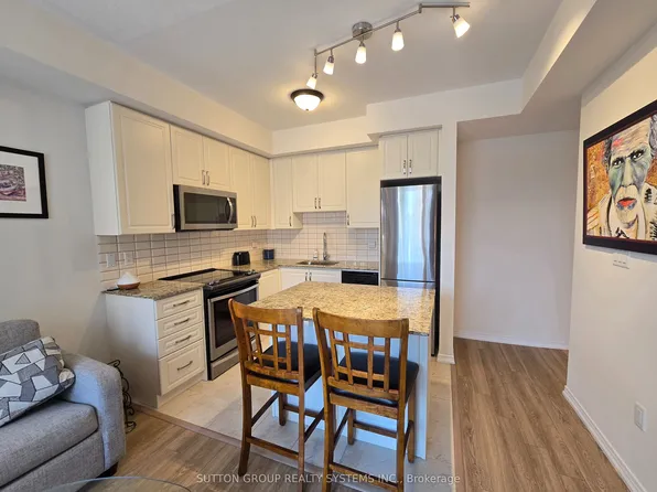 34 Fieldway Rd, Toronto, ON