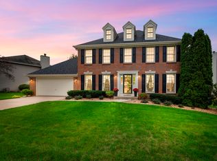 1120 Yorkshire Dr N, Sycamore, IL 60178