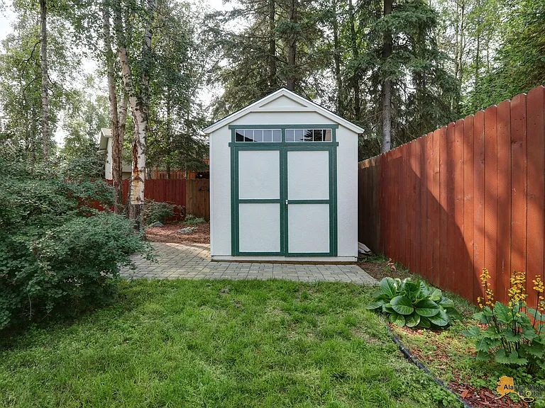 12761 Rivulet Cir — Photo 14