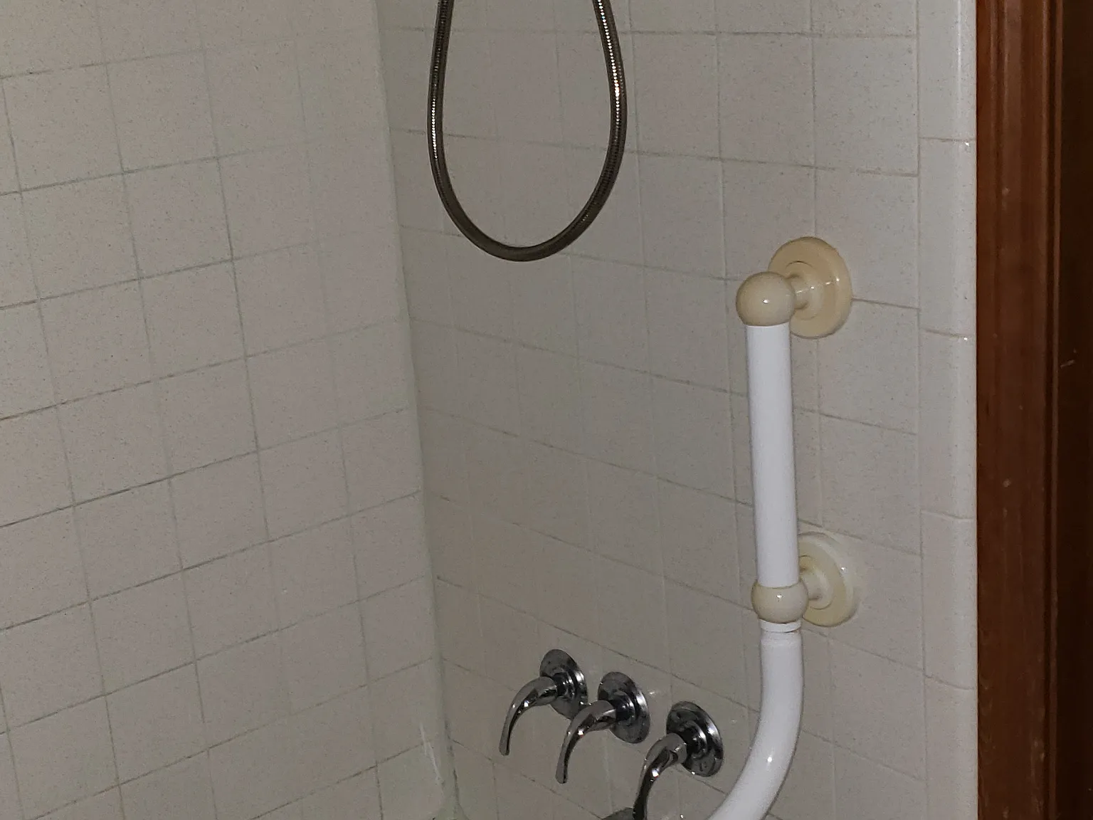 2 bed, 1.5 bath, 800 sqft, $800 — Photo 3