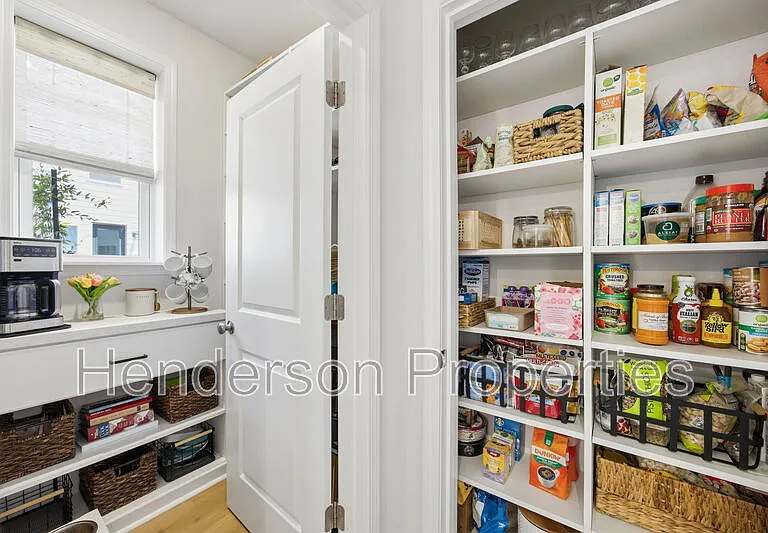 3008 Oak Landing Dr — Photo 16