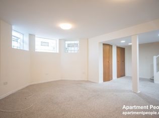 735 W Barry Ave #GDN, Chicago, IL 60657