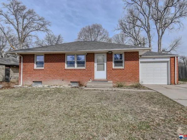 6310 Adams St, Lincoln, NE 68507