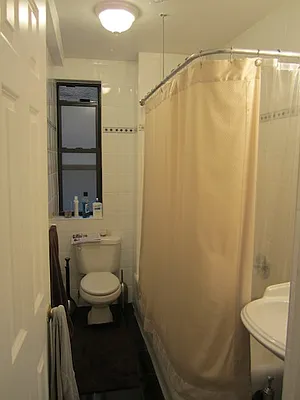 Rented by Stonecrest Realty | media 6