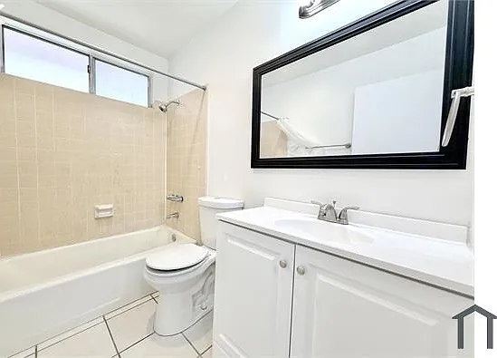 540 Hyde Park Pl #4 — Photo 11