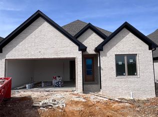 26 Mountain Brook Rd, Little Rock, AR 72223