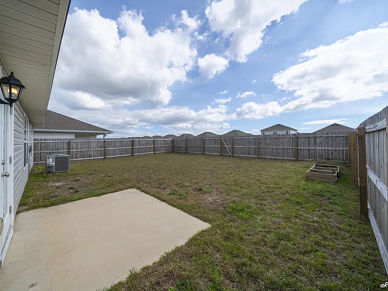 5028 Rivergrass Dr — Photo 24