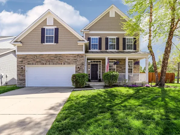 6121 Golden Eagle Dr, Zionsville, IN 46077