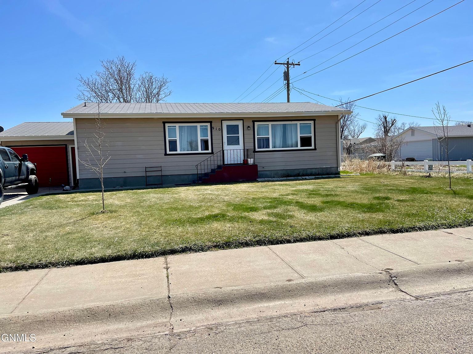 910 4th St SW, Sidney, MT 59270 Zillow