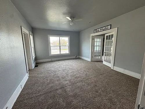 502 W Parks Ave #C Photo 1