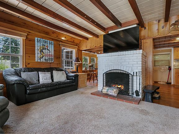 5th image of 28816 Cedar Dr