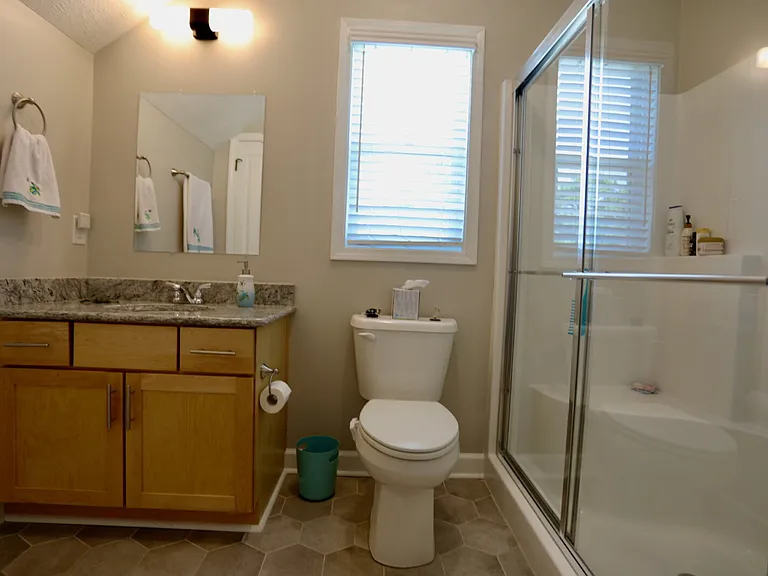 2 River Dr — Photo 34
