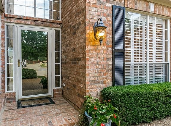 3rd image of 3220 Prestonwood Dr