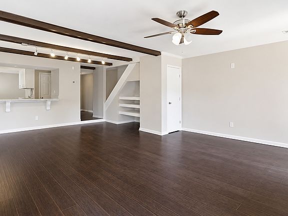 5th image of 334 Home Park Ave NW