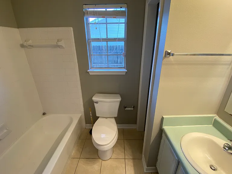 9184 Arand Dr — Photo 35
