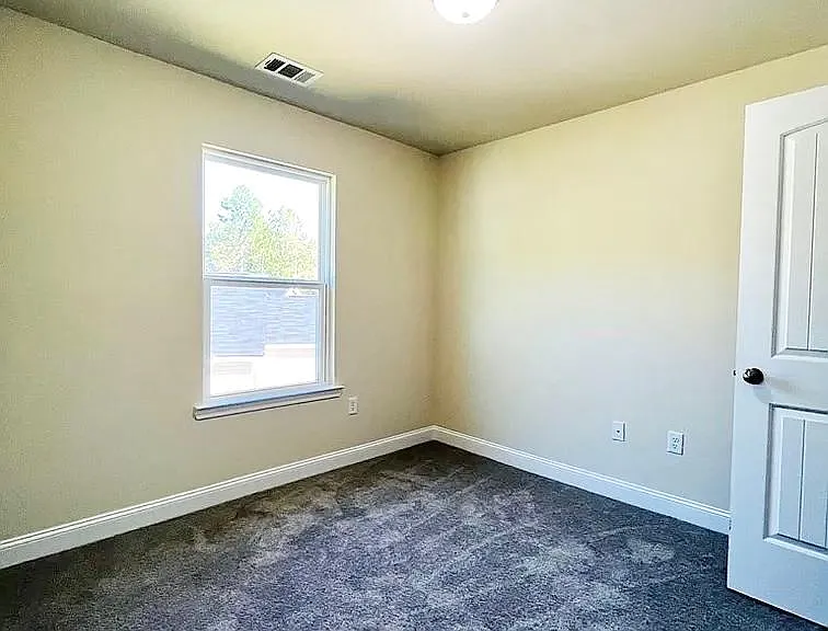 719 Mill Creek Cir #719 — Photo 9