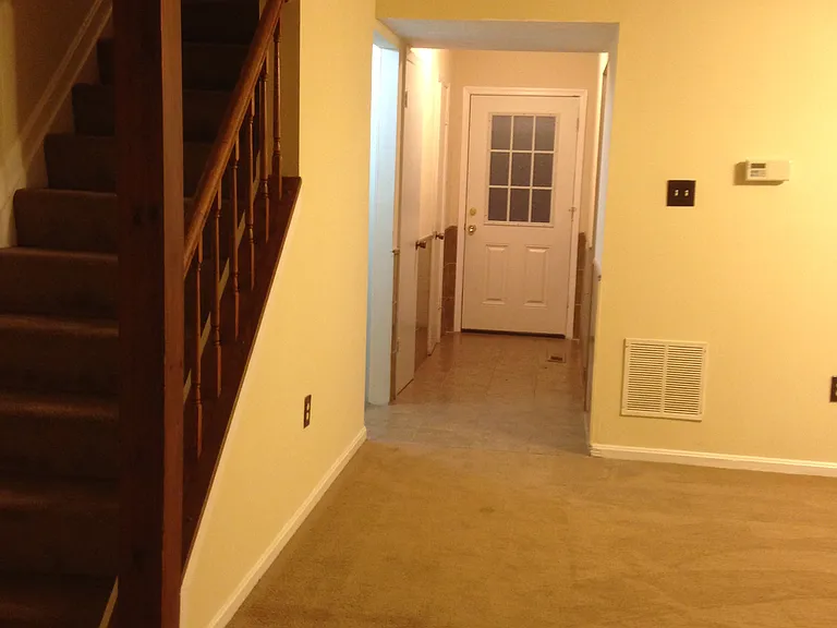 9056 Old Hickory Ct — Photo 5