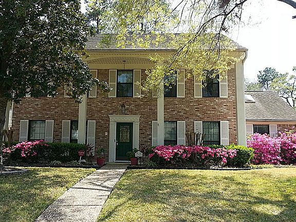 2nd image of 1723 Saddlecreek Dr