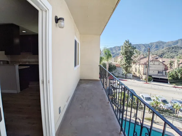 2851 Montrose Ave, 2841 Montrose Ave, La Crescenta, CA 91214