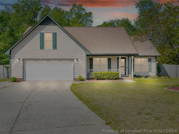 114 Kensington Ct, Raeford, NC 28376