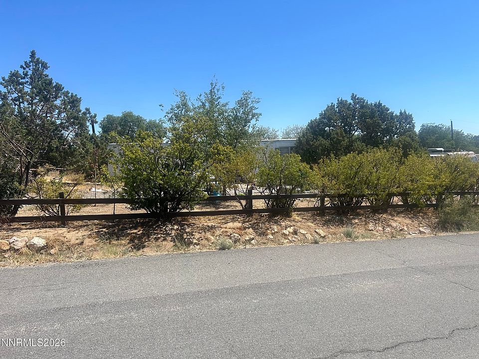 1st image of 5940 Calico Dr