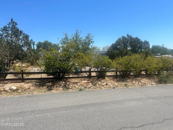 5940 Calico Dr, Sun Valley, NV 89433