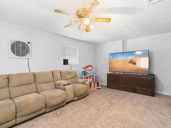 4th image of 204 De Soto Ave