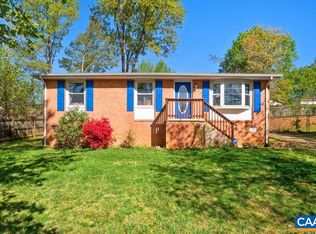 216 Barnsdale Rd, Charlottesville, VA 22911