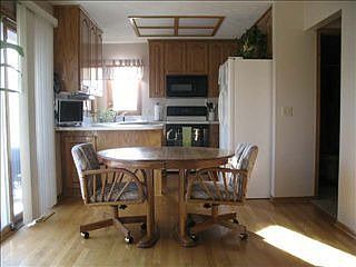 4th image of 425 Michael Dr
