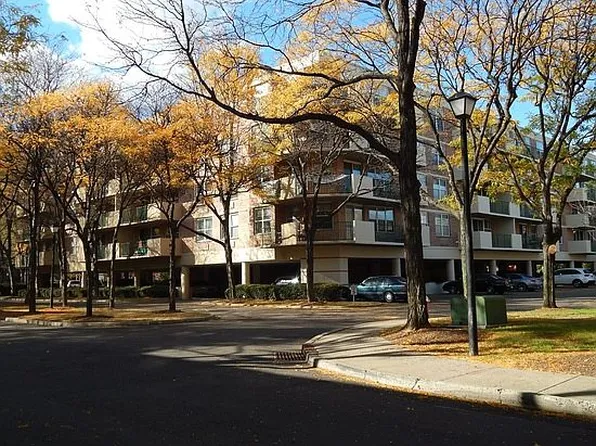 200 Grand Cove Way APT 5B, Edgewater, NJ 07020