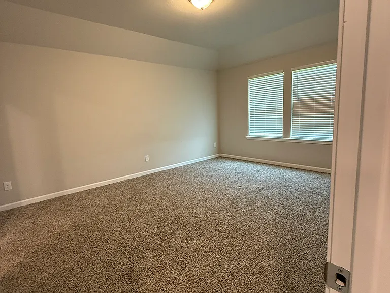 311 Broussard Hill Dr — Photo 8