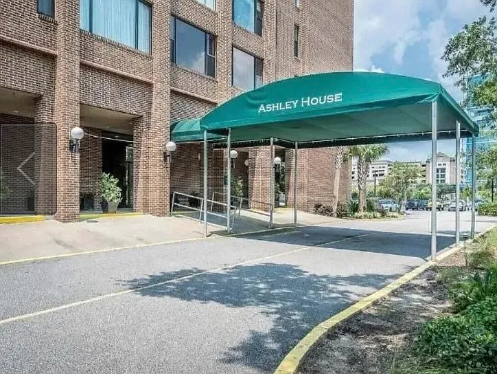 14 Lockwood Dr #7H — Photo 7