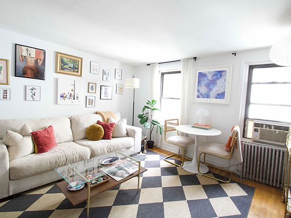 5th image of 412 E 11th St APT 4RB