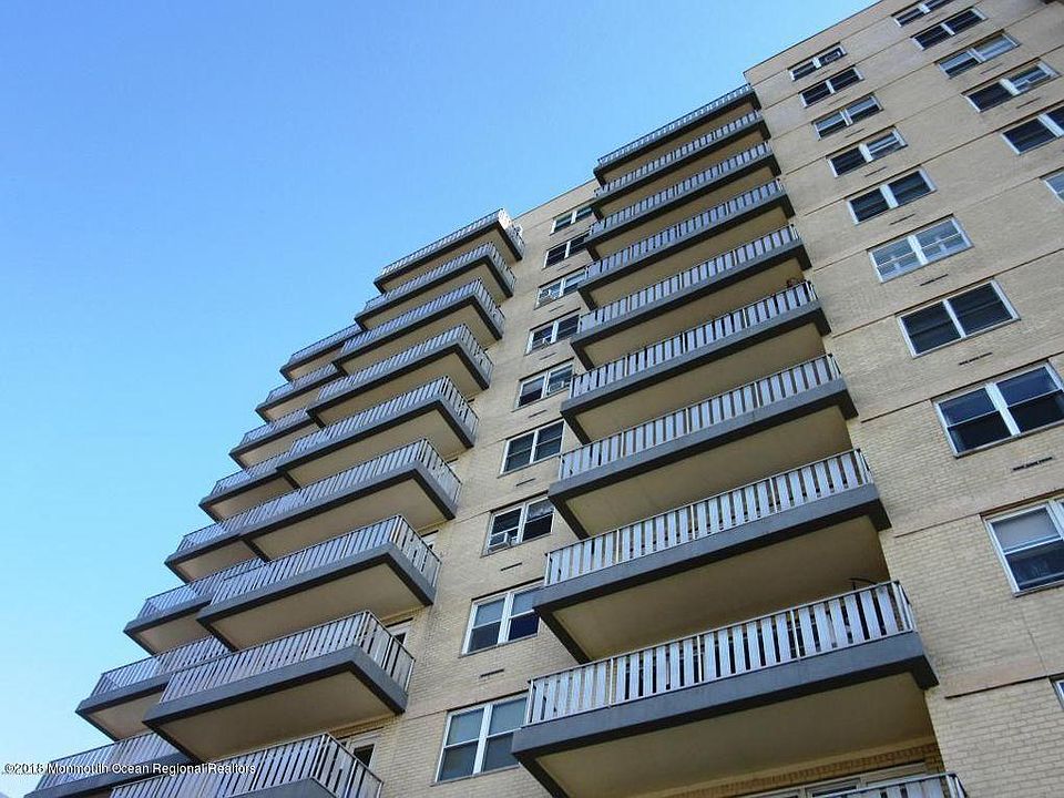 Deal Lake Tower Exterior