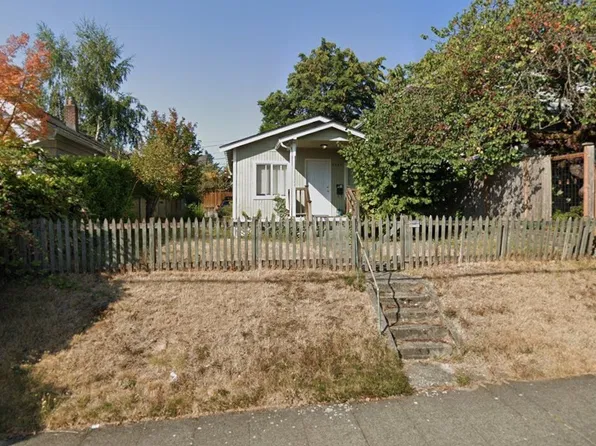5525 35th Avenue NE, Seattle, WA 98105