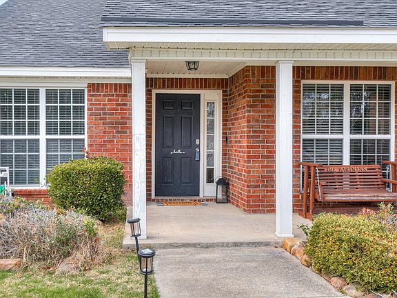 4th image of 4589 Country Glen Cir