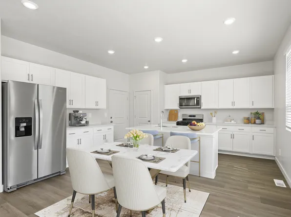 344 W 630 North St, Sandy, UT 84070