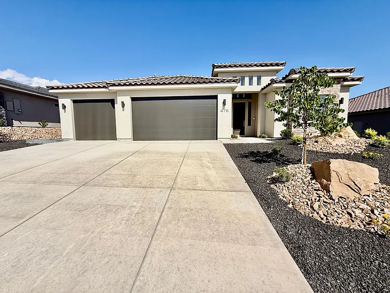 476 S Maggiore Trl — Photo 2