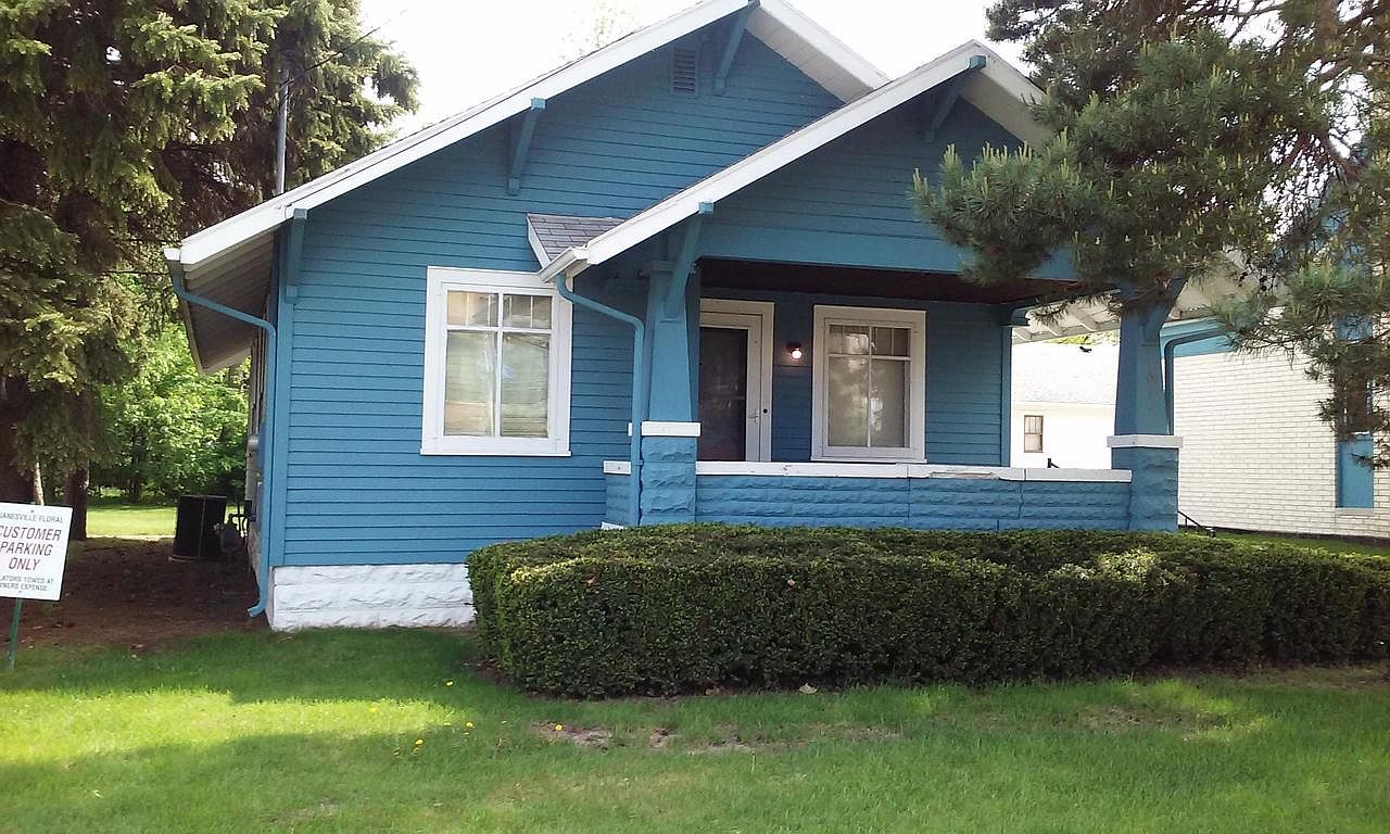 1015 Mineral Point Ave, Janesville, WI 53548 Zillow