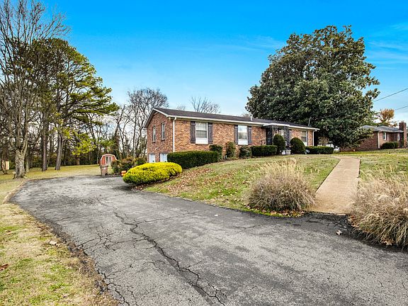 2nd image of 221 Freda Villa