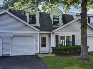 354 Cotswold Pl, Somerset, NJ 08873