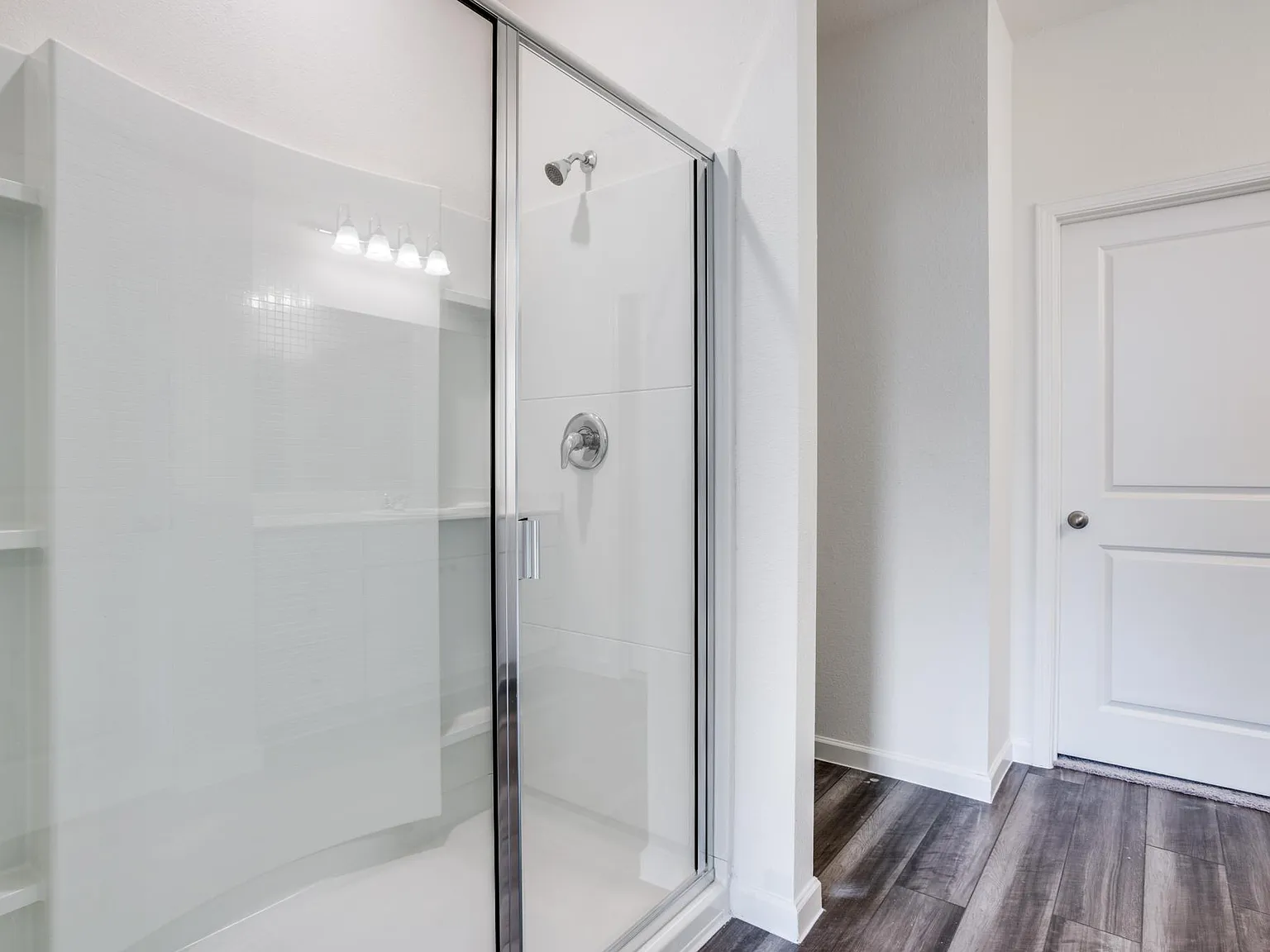 4 bed, 1802 sqft, $2,095 — Photo 3