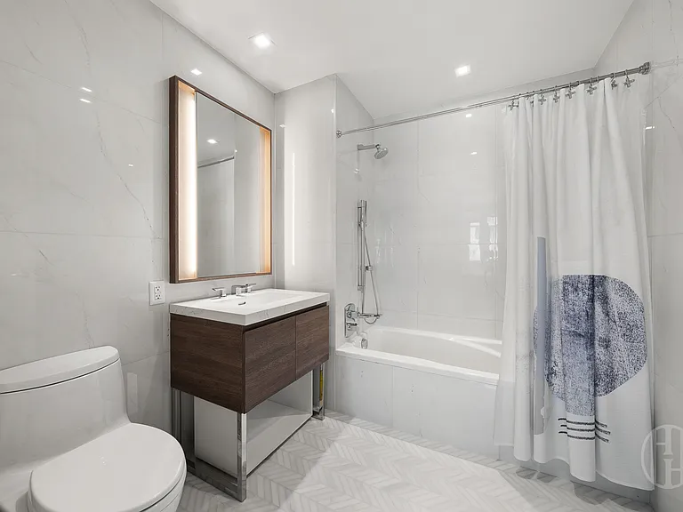 505 W 43rd St #14H — Photo 13